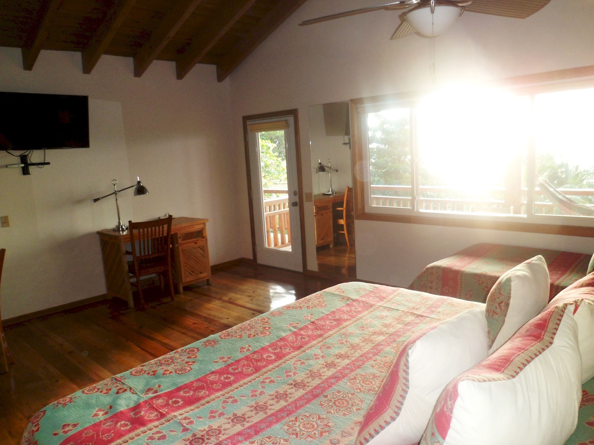 Hotel Posada Seremein Roatan West Bay Exterior foto
